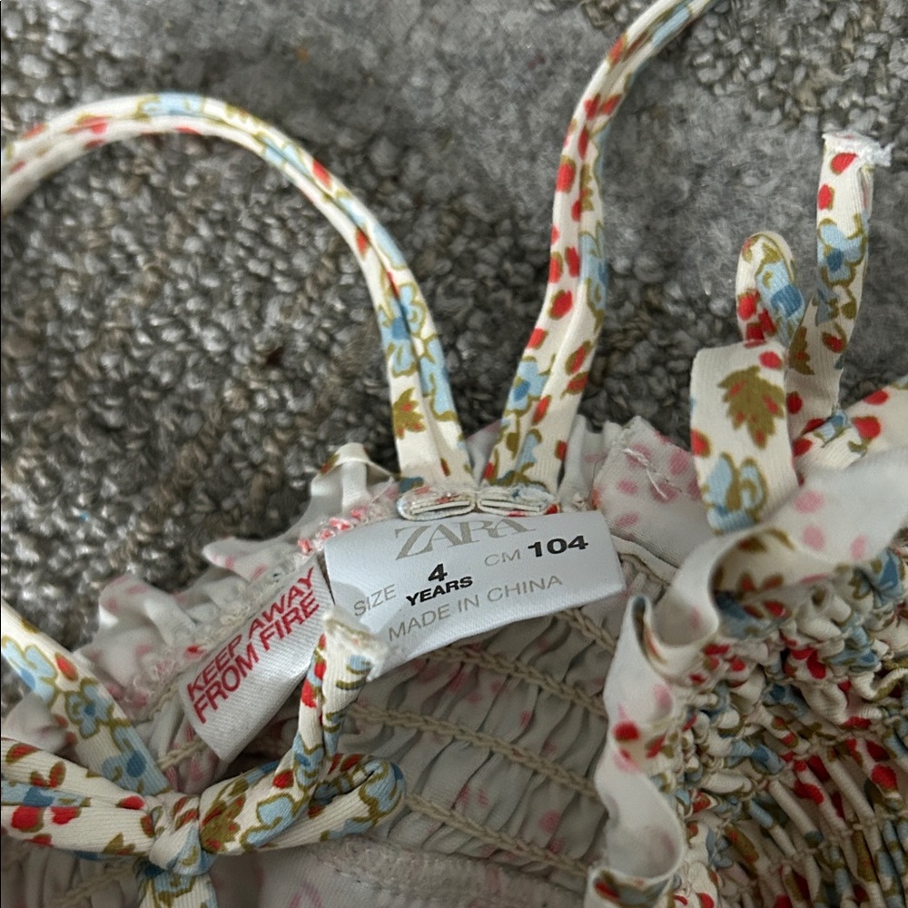 Zara girls size 4 Floral Print Swimsuit - Picture 2 of 2